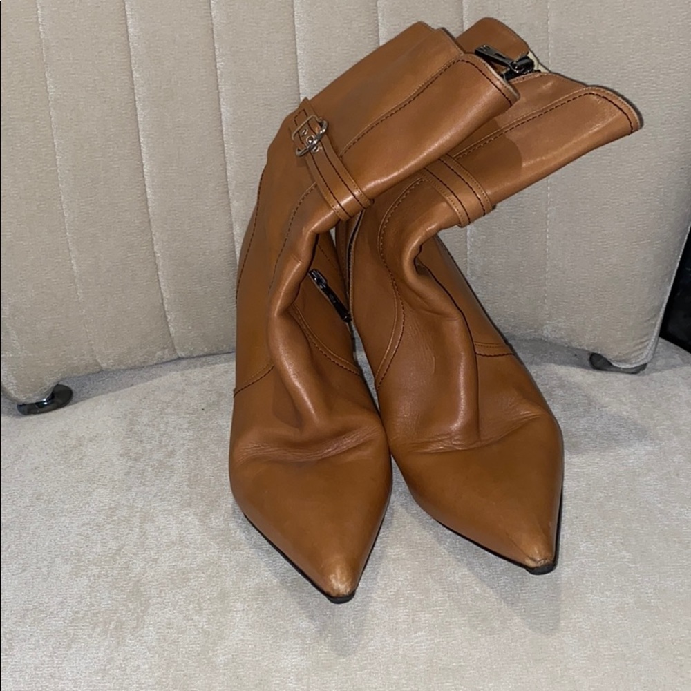 claudia ciutti boots!